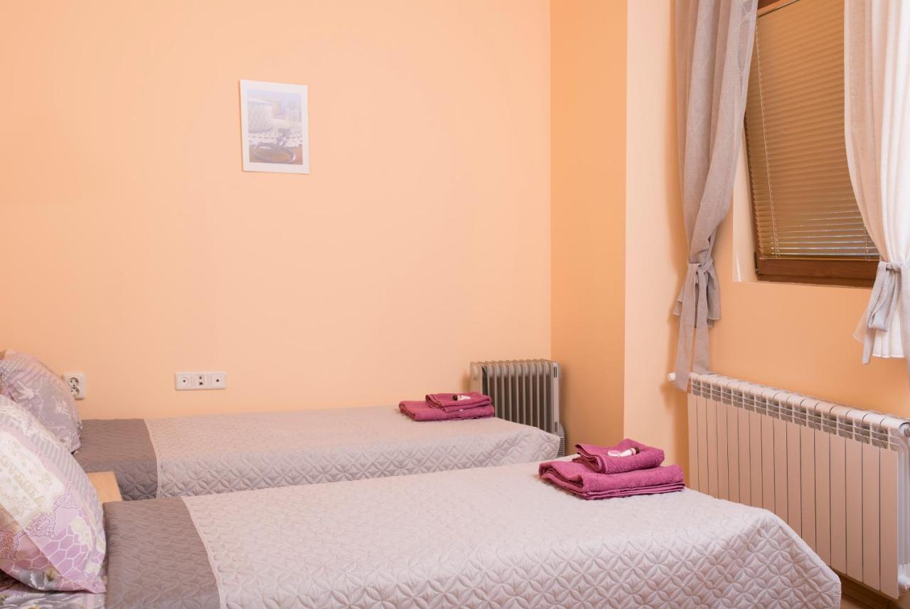 The Sunny Guest House Of Veliko Tarnovo-Amazing View, Top Location Exterior photo